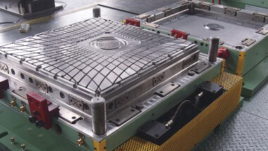 橡膠模壓模塑：工藝、優點與應用